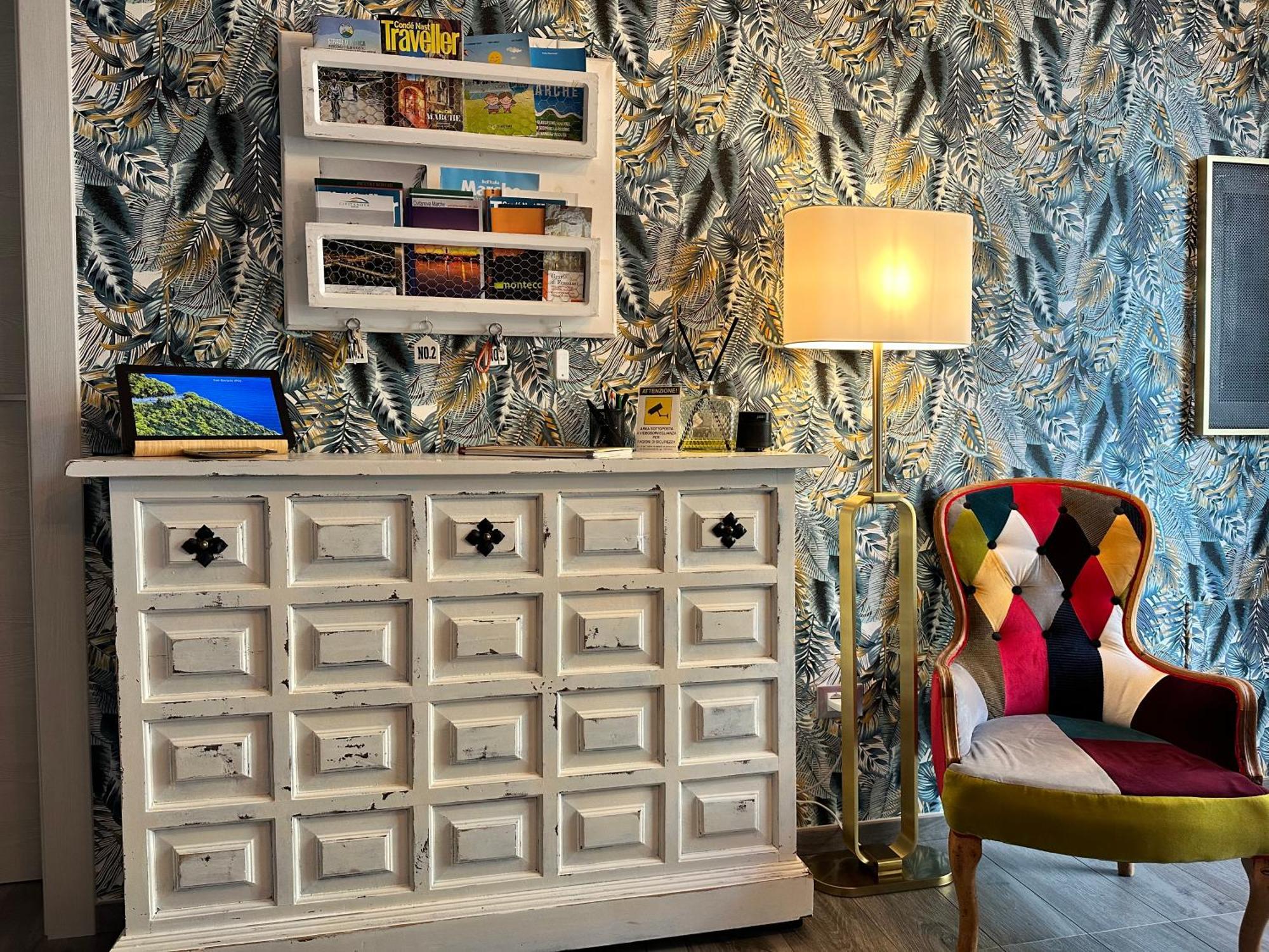 Bed and Breakfast Alcivico3 Civitanova Marche Exterior foto