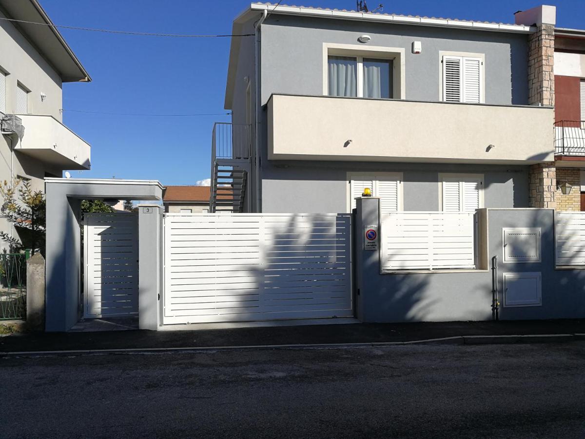 Bed and Breakfast Alcivico3 Civitanova Marche Exterior foto